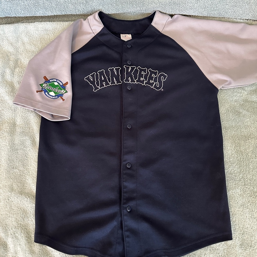 Yankees Ladies Short Sleeve Baseball Jersey - Navy and Light Gray